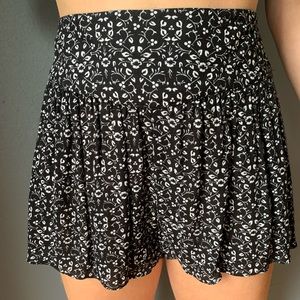 American Eagle Flowy Floral Shorts
